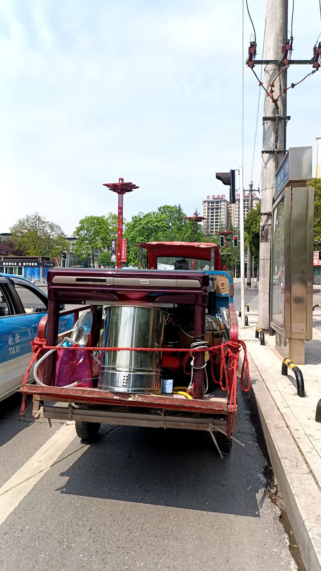 三轮车搬家